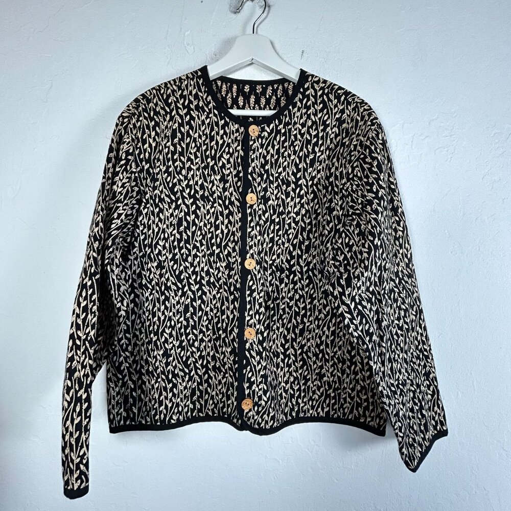 Womens Black & Beige Leaf Pattern Button-Front Cardigan Sweater Lightweight